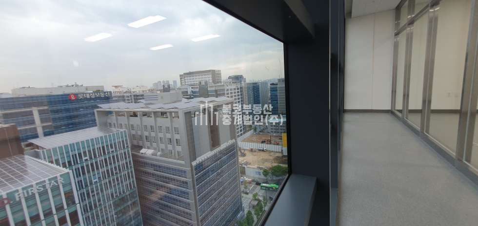 서울 금천구 가산동 459-21 가산디지털단지역 8분 역세권 신축 섹션오피스 월세 매물번호 10043 사진 23