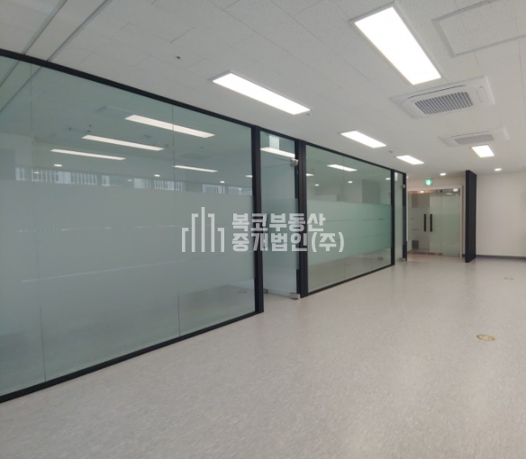 서울 금천구 가산동 371-63 대륭22차 , 신축 첫입주, 깔끔한 인테리어 월세 매물번호 10013 사진 5